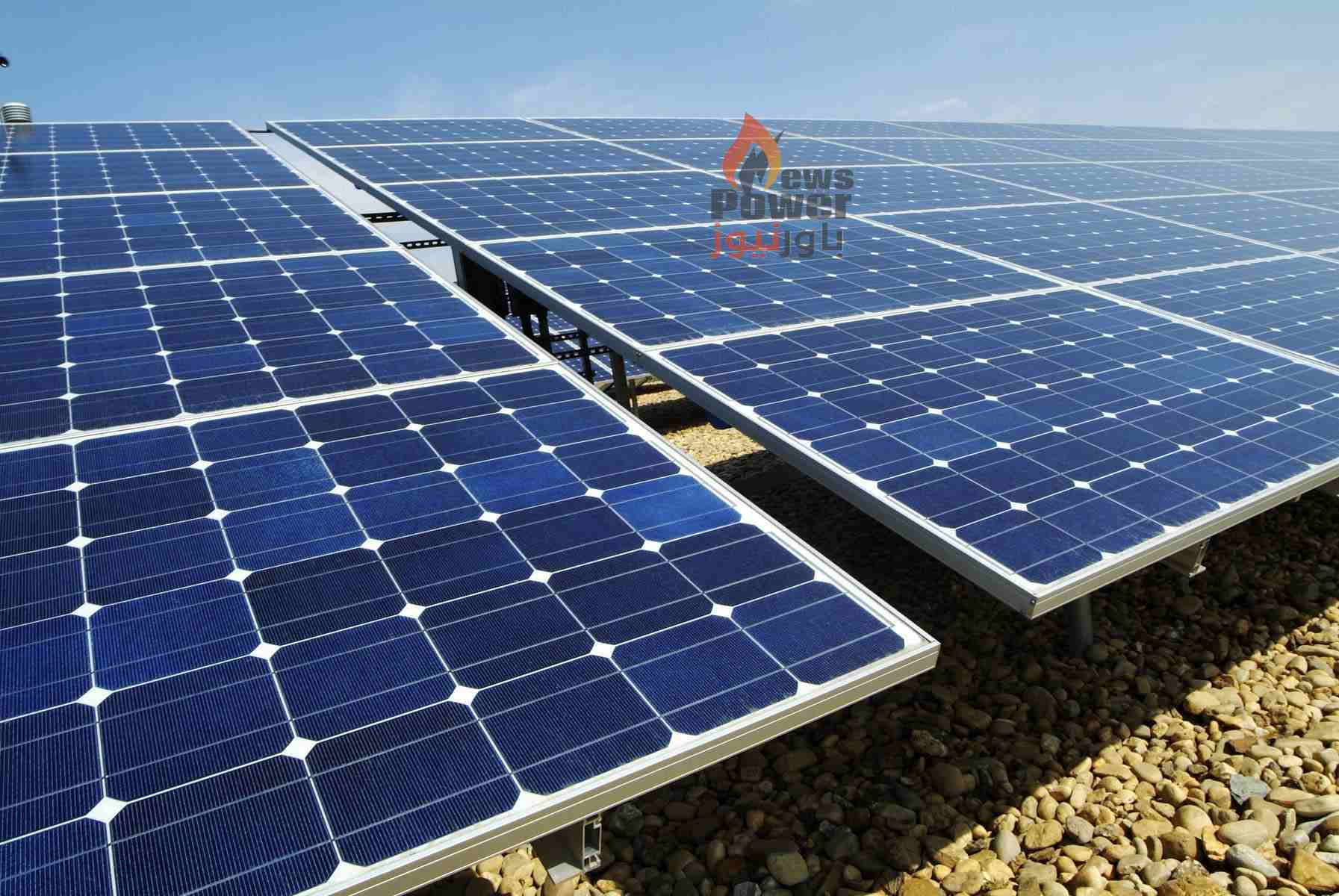 المطورون الثلاث لمشاريع الطاقة الشمسية ينتظرون الآن تعديلاً نهائياً من الحكومة فى اتفاقية حق الانتفاع تمهيداً للتوقيع وبدء التنفيذ