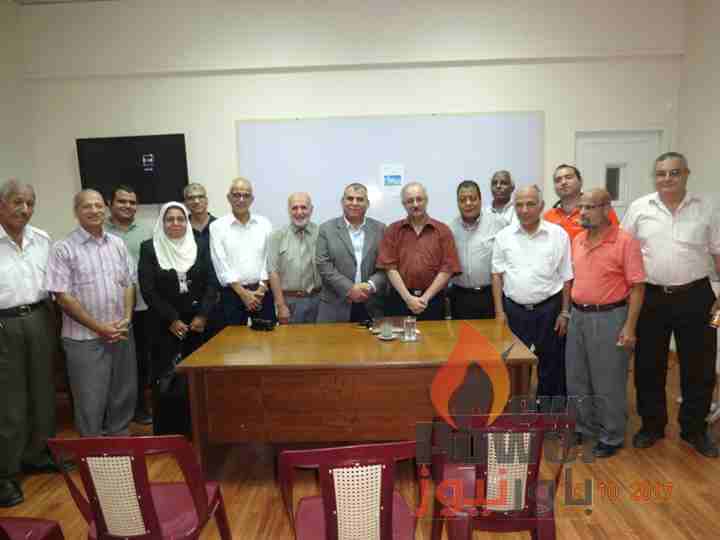 المهندس اسامة سلامة المسئول بشركة ايثيدكو يثرى النقاش بجمعية المهندسين حول غلايات الضغوط فوق الحرجة