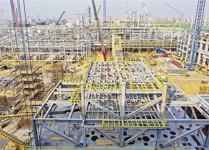 الرئيس التنفيذي لهيئة البترول يصف مشروع المصرية للتكرير بـ 