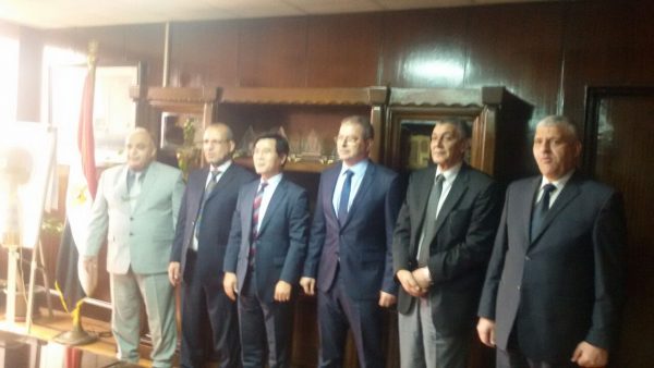 تأكيدا لانفراد باور نيوز..وزارة الكهرباء توقع عقد المواسير الحرجة والبلوف لمحطتى غرب القاهرة والوليدية مع شركة co Seonghwa Industial L. td الكورية