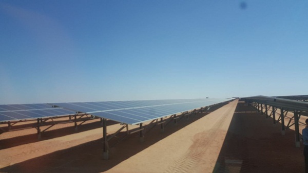 وزير الكهرباء :الرئيس السيسى يفتتح اكبر مجمع للطاقة الشمسية فى العالم العام المقبل