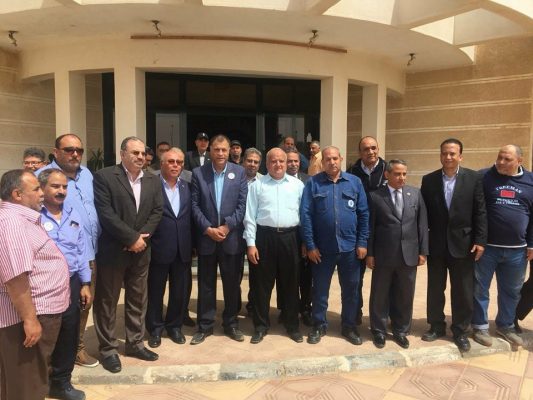 بالصور..المهندس عابد عز الرجال برفقة حشود غفيرة في مدينة غارب لمتابعة سير العملية الانتخابية