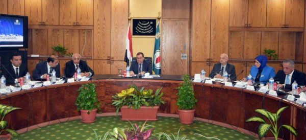 خلال رئاسته لجنة مشروع تحويل مصر إلى مركز اقليمى للطاقة..الملا يؤكد علي أهمية التنسيق المستمر مع كافة الوزارات والجهات المعنية لسرعة انجاز المشروع