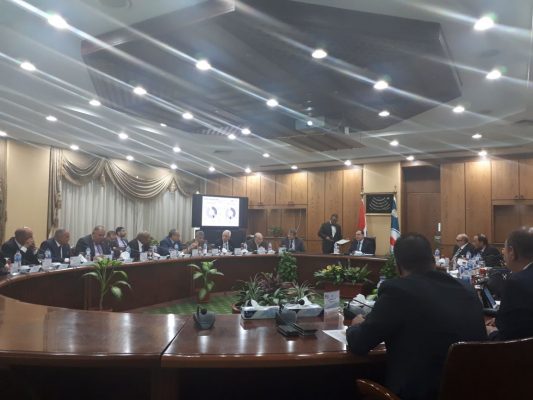 وزير البترول يستعرض مع قيادات شركة أموك نتائج أعمال الربع الثالث