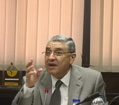 وزير الكهرباء يتابع مع عسل تنفيذ خطط التطوير فى شركة جنوب الدلتا لتوزيع الكهرباء .. وشاكر يشدد علي سرعة التنفيذ وضرورة الالتزام بالجداول الزمنية