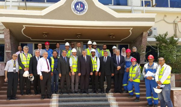 وفد من شركة BP IST يتفقد مواقع شركة القاهرة لتكرير البترول ويثنون علي كفاءة انشطة الشركة