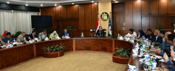 وزير البترول : لجنة مشكلة مسئولة عن برنامج اطروحات شركات البترول بالبورصة
