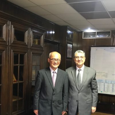وزير الكهرباء يستقبل وفد من شركة 