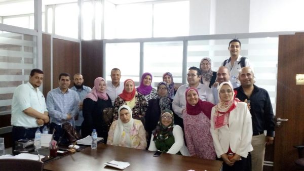 شمال القاهرة لتوزيع الكهرباء تكرم المهندسين الخمسة الحاصلين على الدبلومات التخصصية من جامعة القاهرة