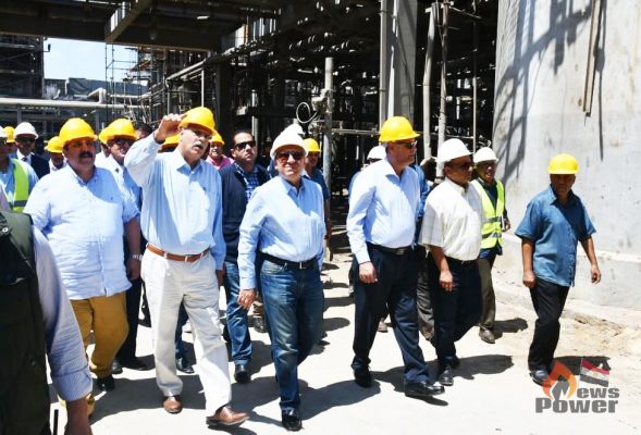 تأكيدا لانفراد باور نيوز .. الملا يستهل زيارته للاسكندرية بزيارة مشروع NMP للاسكندرية للبترول