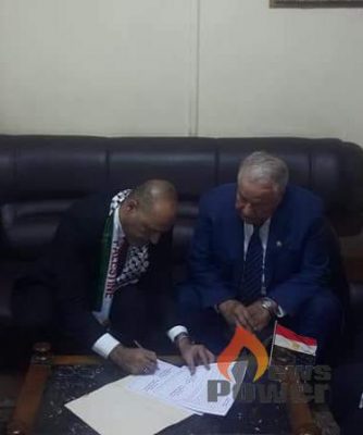 توقيع بروتوكول تعاون بين نقابتى البترول بمصر وفلسطين في مجالات التثقيف و التدريب