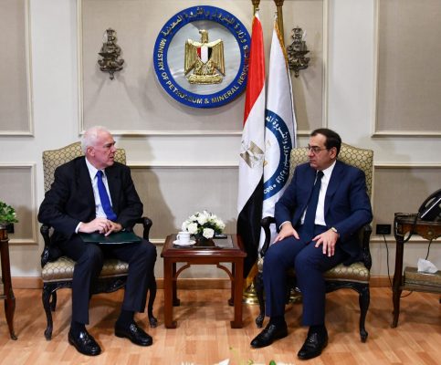 السفير اليوناني في ضيافة الملا لبحث اوجه التعاون في مجال البترول والغاز