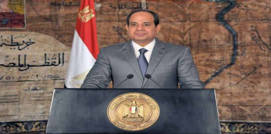 الرئيس السيسي يفتتح 4500 مصنعاً للصناعات المتوسطة والصغيرة بعدد من محافظات مصر