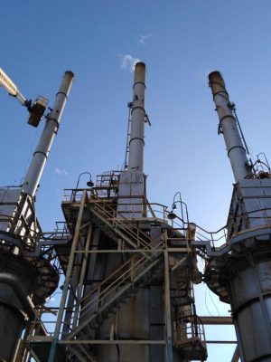 العامرية للتكرير تنتهى من تركيب اجهزة الرصد البيئى للملوثات أعلى مداخن جهاز التحسين والعطريات تنفيذاً لتوجيهات وزير البترول