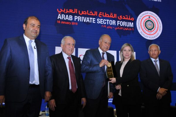 بحضور أبو الغيط والحريري .. منتدى القطاع الخاص العربي يُعلن توصياته ويرفعها إلى القمة الاقتصادية