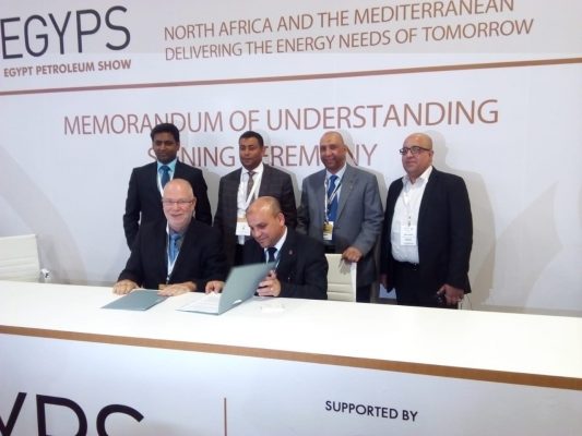 علي هامش مؤتمر ايجبس 2019 .. بترومنت توقع مع ايمرسون العالمية اتفاقية تعاون في مجال عدادات الشحن الحديثة المتكاملة بنظام تحكم كامل