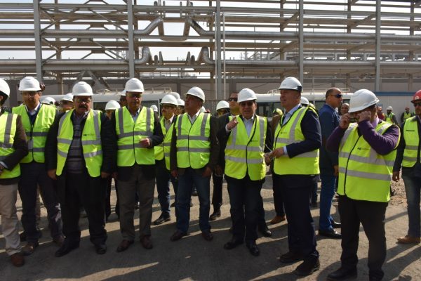 خلال تفقده مشروع المصرية للتكرير بمسطرد .. الملا : صناعة التكرير المصرية تشهد حاليا تنفيذ 6 مشروعات كبرى باستثمارات 9 مليارات دولار