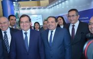 فتحى يستقبل الملا وضيوف معرض البترول والثروة المعدنية بجناح مصر للبترول واشادة بالخطة المستهدفة لتحقيق 64 مليار جنيه مبيعات