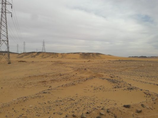 شركة L&T تمشى بسرعة السلحفاة .. 11 يوما وفقاً لموعد الهنود وينتهى تنفيذ الخط الكهربائى الاستراتيجى بين مصر والسودان