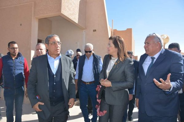 السعيد والزملوط وحرب يتفقدون مشروع فوسفات مصر بهضبة أبو طرطور للوقوف علي الخطوات التنفيذية لانتاج حامض الفوسفوريك