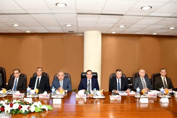 ابو قير للبترول انهت  حفر 7 ابار لرفع انتاجيتها الى 280 مليون قدم غاز يوميا وتدرس حفر بئر باستثمارات 30 مليون دولار