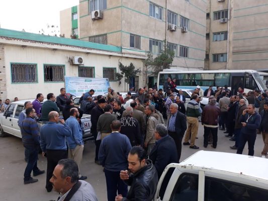 استمرار اعتصام العاملين بشركة شمال الدلتا احتجاجا على خفض المزايا المالية
