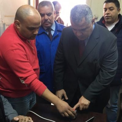 العامرية لتكرير البترول تُفعل منظومة البصمة الالكترونية لتنظيم عملية حضور وانصراف العاملين بالشركة