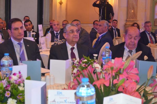 رئيس جمعية رجال الاعمال المصريين يُشيد بتاريخ وزير الكهرباء ويُثمن دوره فى نهضة قطاع الكهرباء ويؤكد : رجل صادق ولا يخفي المعلومات
