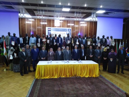 صور خاصة من حفل تسليم شهادات متدربى دول حوض النيل