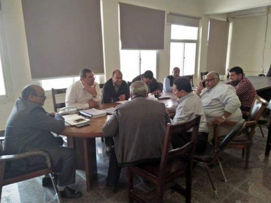 احلال عازلات موصلات خط الواحات / الباويطي جهد 33 ك.ف لتأهيله للعمل علي جهد 66 ك.ف ليناسب احمال الصيف