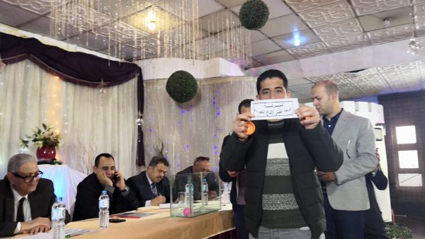 بالصور .. قيادات وزارة الكهرباء تسحب قرعة الدورة الرمضانية الثالثة للعاملين بشركات الكهرباء