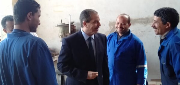 بالصور .. المهندس رأفت شمعة يتفقد قطاع توزيع المنيا لمتابعة سير العمل ولقاء العاملين للتعرف على مشاكلهم عن قرب