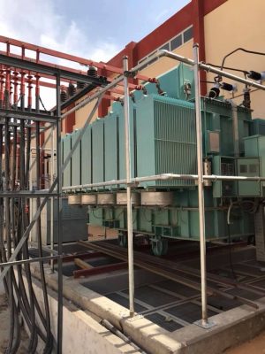 نقل الكهرباء تسند لشركة 