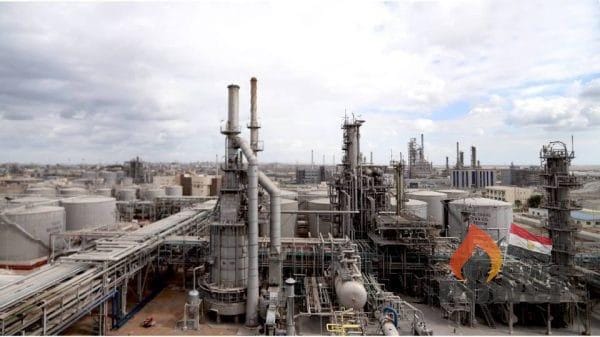 بعد رد هيئة البترول .. 