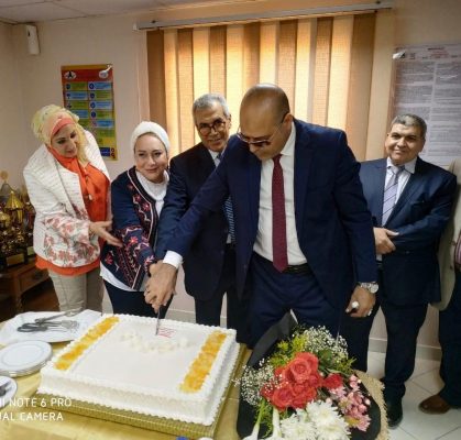 بحضور صالحين وجبران والشريف .. احتفالية بشركة امل للبترول لتكريم مساعد رئيس الشركة للشئون الادارية لبلوغها سن التقاعد