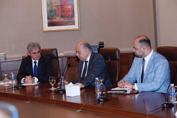 وزير النفط العراقي يلتقي رئيس شركة سيمنس الالمانية لبحث افاق التعاون لتطوير منظومة الطاقة