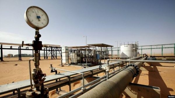 بسبب صمام .. إغلاق حقل الشرارة النفطي في ليبيا