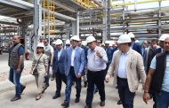 رئيس الوزراء يتفقد مشروع وحدتي تحسين النافتا بالعامل المساعد بشركة الإسكندرية الوطنية للتكرير 
