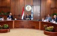 مصر  تناقش مع مؤسسة البترول الكويتية  العقدين التجاريين لتوريد كميات من الزيت الخام لتكريرها بمعامل التكرير المصرية