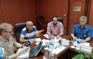 بالصور .. رئيس شركة سوكو للبترول يقوم بزيارته الاولي داخل حقول رأس بدران