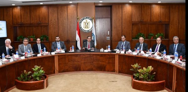 وزير البترول يرأس اجتماع اللجنة العليا لمؤتمر ايجبس 2020 فى دورته الرابعة