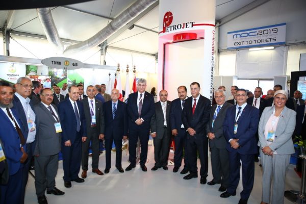 عز الرجال والبقلي وقيادات البترول في زيارة لجناح شركة بتروجت داخل معرض ومؤتمر MOC 2019