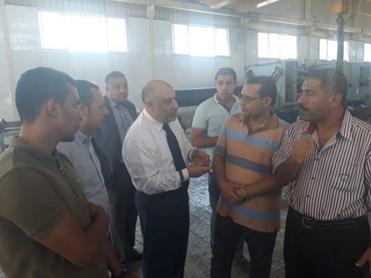 وفدم من مهندسي هيئة قناة السويس في زيارة لمصنع الرواد HDPE ويثني علي منتجات الشركة