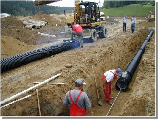 تعرف علي استخدامات أنابيب البولي إثيلين في صناعة التعدين انتاج شركة الرواد ” HDPE”