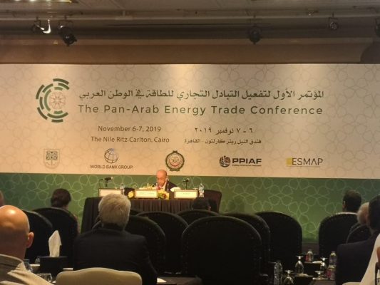 وزير الكهرباء والطاقة المتجددة يشارك فى 