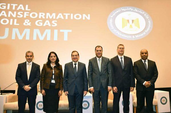 عزالرجال : نُطبق منظومة المراقبة والتحكم فى السوق المحلية على جميع المحطات والعملاء الرئيسيين ومتابعة فورية علي مدار 24 ساعة بانحاء الجمهورية