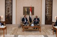 الملا يستقبل رئيس شركة بكتل الأمريكية لبحث انشطة التعاون في المشروعات البترولية