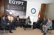 الملا يلتقي مدير عام المشروعات بشركة أرامكو لبحث سبل زيادة انشطة الشركات المصرية في السعودية