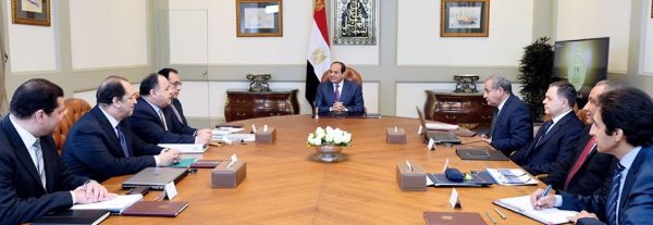 الرئيس السيسى يوجه باتخاذ الإجراءات اللازمة لتطوير منظومة المخابز