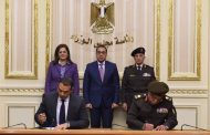 رئيس الوزراء يشهد توقيع اتفاقية تعاون مشترك بين